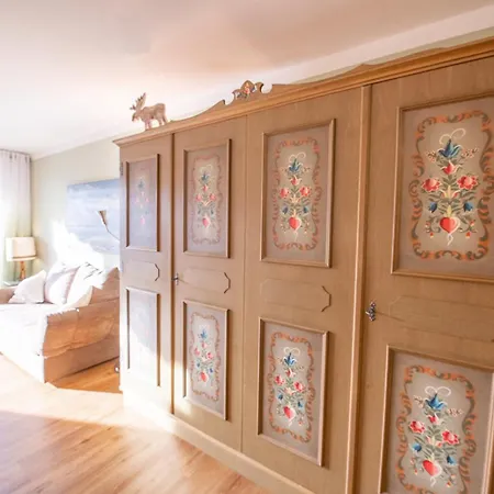 Kreidl 38 Apartament